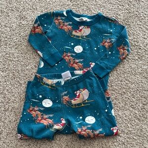 Hanna Andersson 2T Santa Jammies